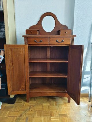 Mueble de Madera con Espejo y Cajones