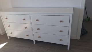 Cómoda doble blanca de madera