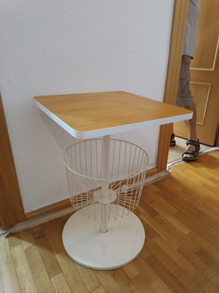 Mesa auxiliar vintage IKEA PS con revistero