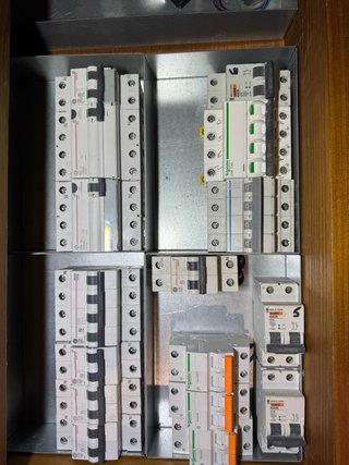 Interruptor Magnetotérmico. Diferencial 63A 300ma