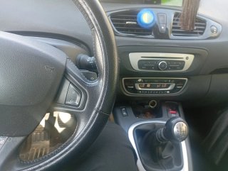 Renault Grand Scenic 2015