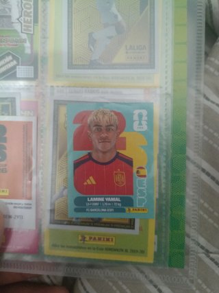 Cromo Lamine Yamal Panini Adrenalyn