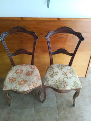 Juego de 2 Sillas Antiguas de Madera