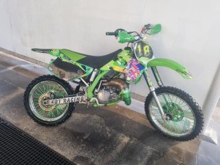 Kawasaki Motocross Verde