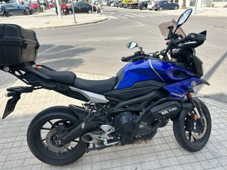 Yamaha Tracer MT-09 Azul y Negra