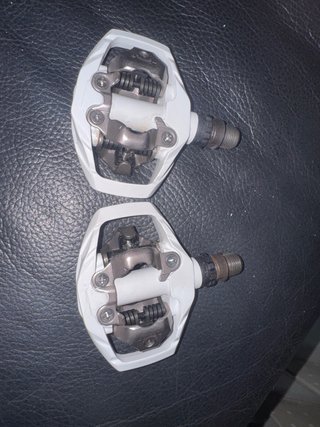 Pedales Blancos Shimano PD-ME700 Enduro SP