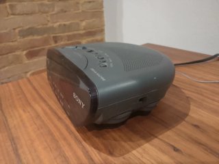 Radio Despertador Sony ICF-C211 FM/AM