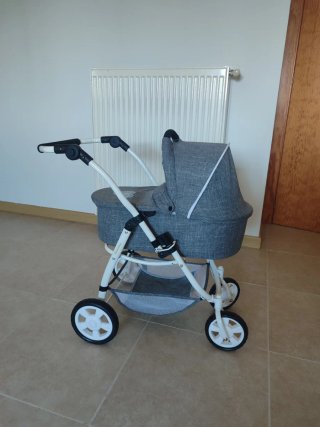 Carrito de juguete 2 en 1. Combi silla y capazo.