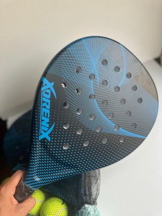 Pala de Pádel Adrenix  y 3 Pelotas