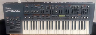Roland JP-8000 sintetizador