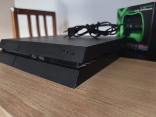 PS4 (PlayStation 4) con Monitor y Juegos
