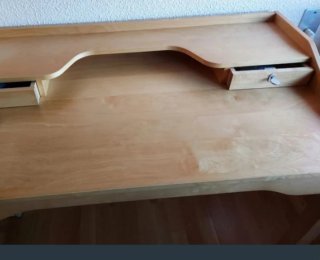 Escritorio de Madera de Abedul