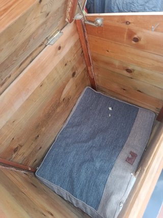 Caseta perro madera con ruedas