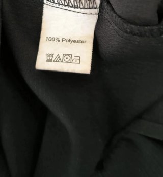 Blusa negra con encaje Shein Curve