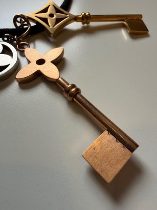 Collar Louis Vuitton 3 Llaves Monogram
