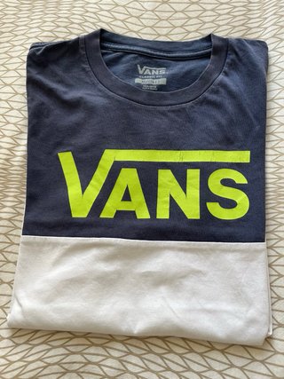 Original camiseta VANS chico+ regalo pantalón Zara