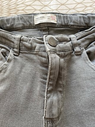 Original camiseta VANS chico+ regalo pantalón Zara