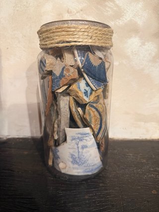 Tarro  con Fragmentos de Fajalauza Triana