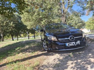 Mercedes-Benz Clase A Negro