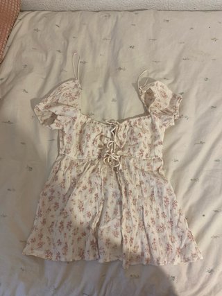 Top floral blanco y rosa