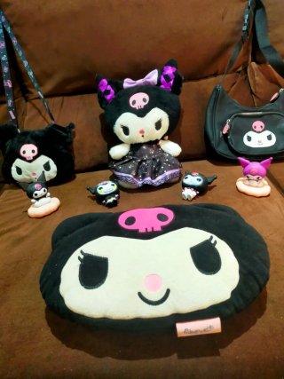 Lote Kuromi Peluche y Bolsos