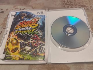 Wii Mario Strikers Charged Football