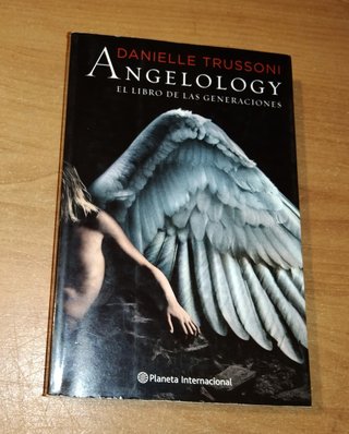 Angelology. El libro de las generaciones