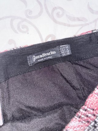 Falda cuadros Stradivarius rosa