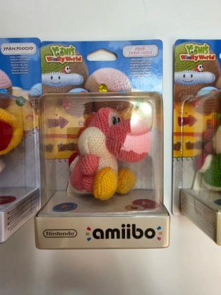 Amiibo Yoshi Poochy Nintendo