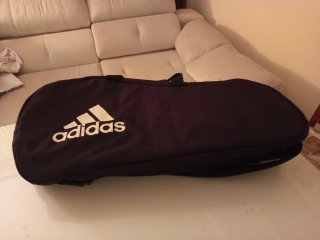 Paletero Adidas + Bote Bolas + Muñequeras+pala