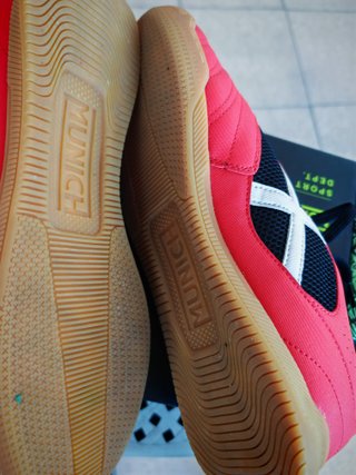 Munich Debut 06 Futsal Vermelho/Preto 45