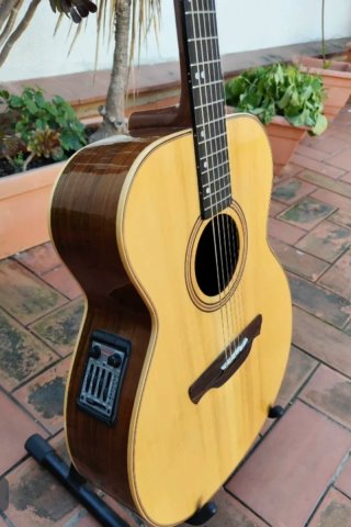 Guitarra Acústica Alhambra J2 E5