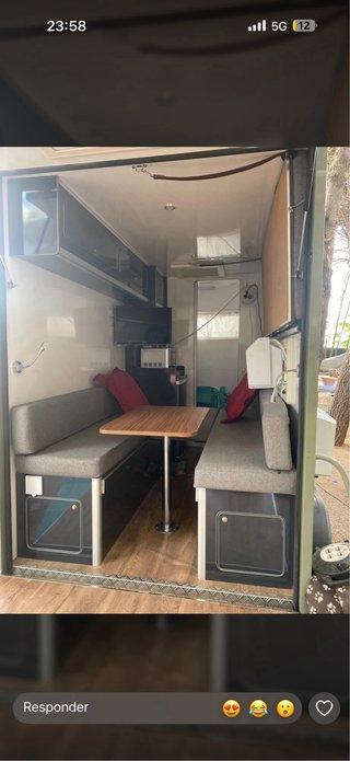 Caravana remolque caballos para vivir
