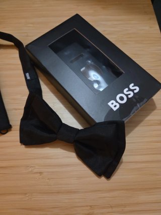 Pajarita Hugo Boss Negra
