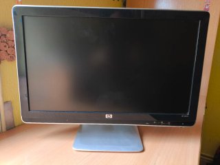 Monitor HP 2009v 20"