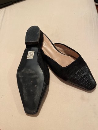 Sandalias de Tacón Bajo en Piel Gamuza