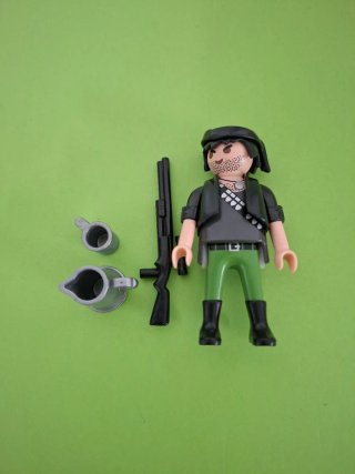 Playmobil Cazador con Accesorios