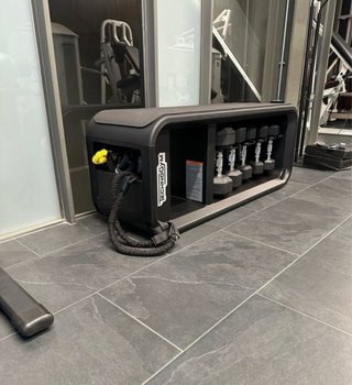Banco de pesas Technogym