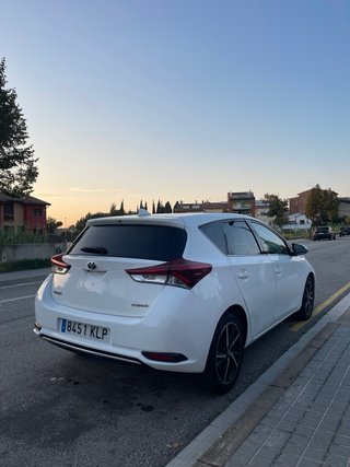 Toyota Auris Hibrido 137Mil Km
