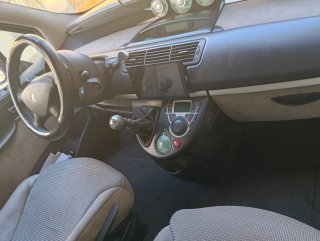 Peugeot 807 2005