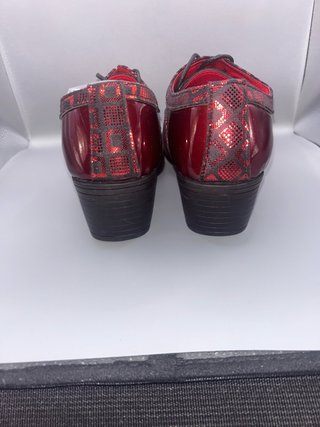 Zapatos Oxford Burdeos Charol Tacón Retro