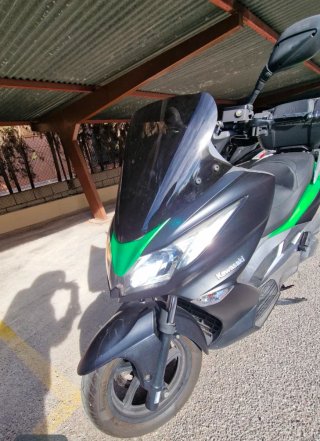 Kawasaki J300 ABS