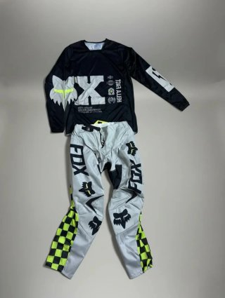 Traje de Motocross Fox