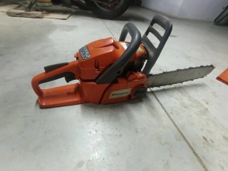 Husqvarna 240 X-Torq Motosierra