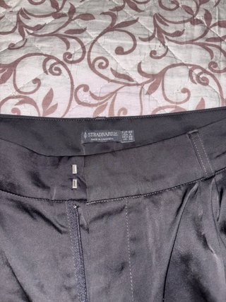 Pantalón negro Stradivarius Talla S