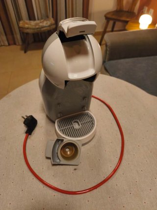 Cafetera Nescafé Dolce Gusto Gris y Blanca