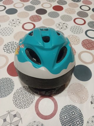 Casco Infantil con Estampado de Animales