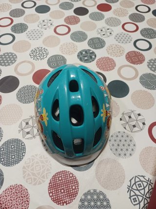 Casco Infantil con Estampado de Animales