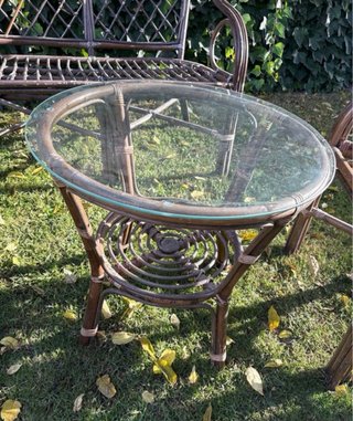 Conjunto jardín: sofá, mesa y sillas ratán