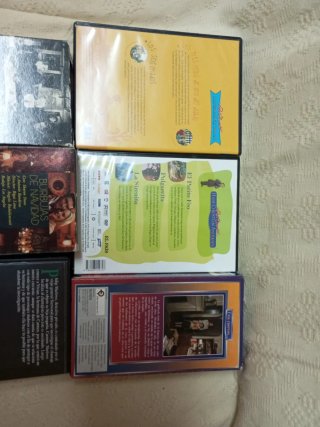 Lote VHS y CDs: Películas Infantiles y Clásicos